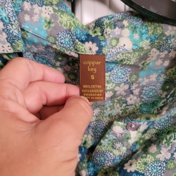 Patterned blouse - Picture 3 of 4